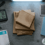 humidité garage non chauffé outils corrodés cartons humides